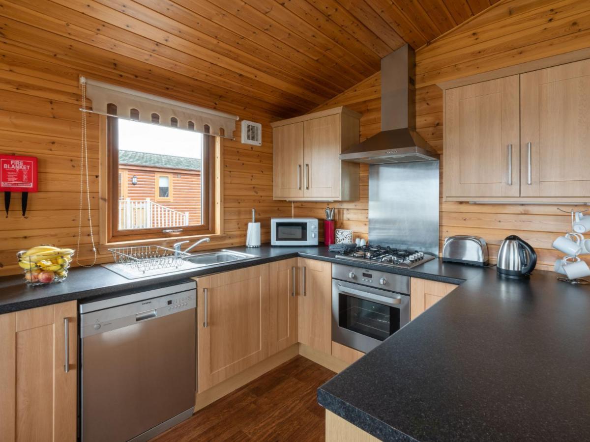 Chalet Loch Leven Lodge 12 By Interhome Kinross Exterior foto